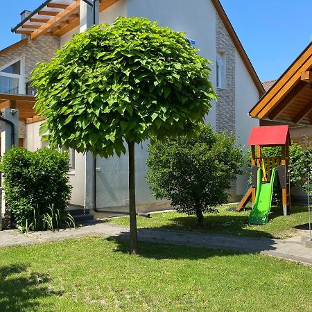 Hajdúszoboszló Magyar Apartman Iii. 아파트 외부 사진