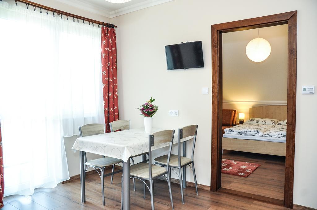 Hajdúszoboszló Magyar Apartman Iii. 아파트 외부 사진